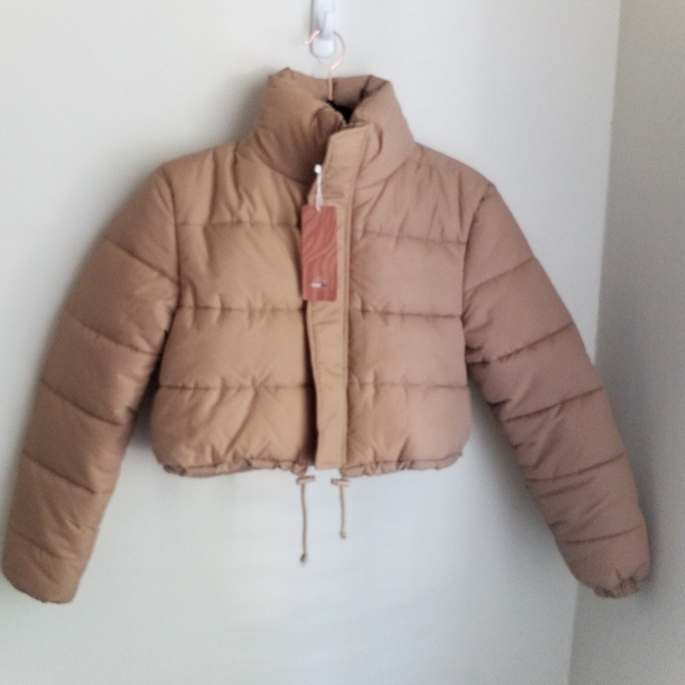 NWT Shein Puffy Crop Jacket Coat Size XSmall